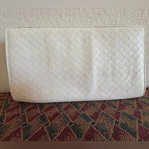 FIRENZE Italian White Quilted Leather Clutch. Made in Italy
